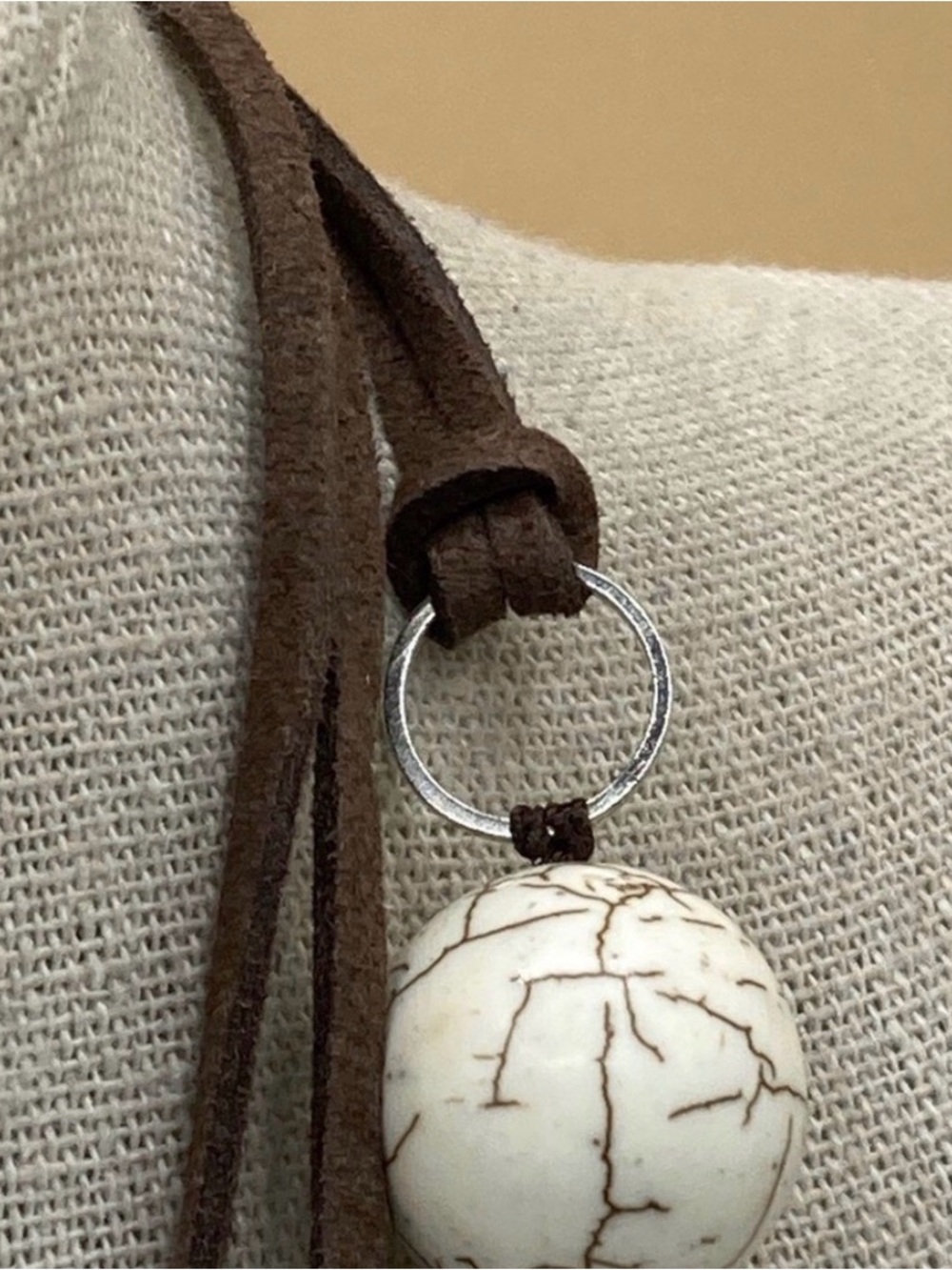 KGP Rare Howlite and Leather Statement Necklace -115grans Boho Style - Picture 3 of 8